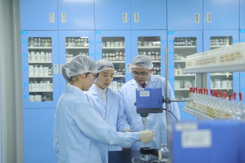 罗丽芬控股 以科研为引擎，锻造产品实力，引领美业创新